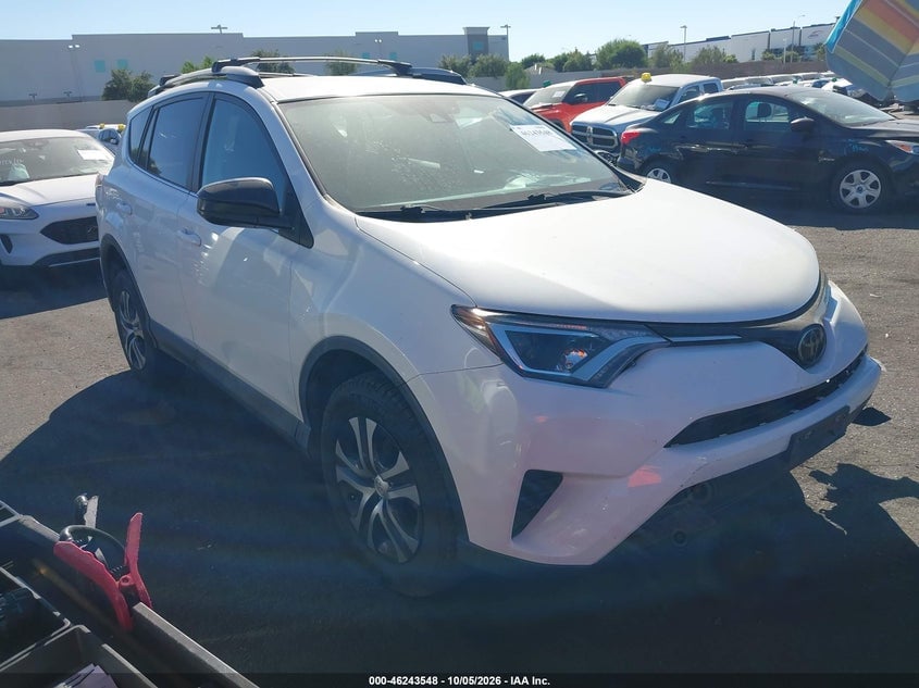 2018 TOYOTA RAV4 LE | 2T3ZFREVXJW479975 | UPCARS