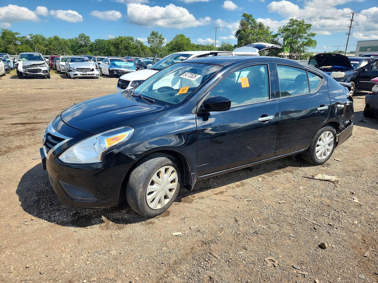 2018 NISSAN VERSA SV | 3N1CN7AP1JL884301 | UPCARS