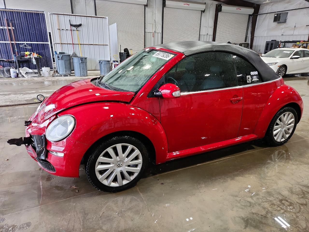 2008 VOLKSWAGEN BEETLE CONVERTIBLE SE | 3VWRF31Y88M416041 | UPCARS