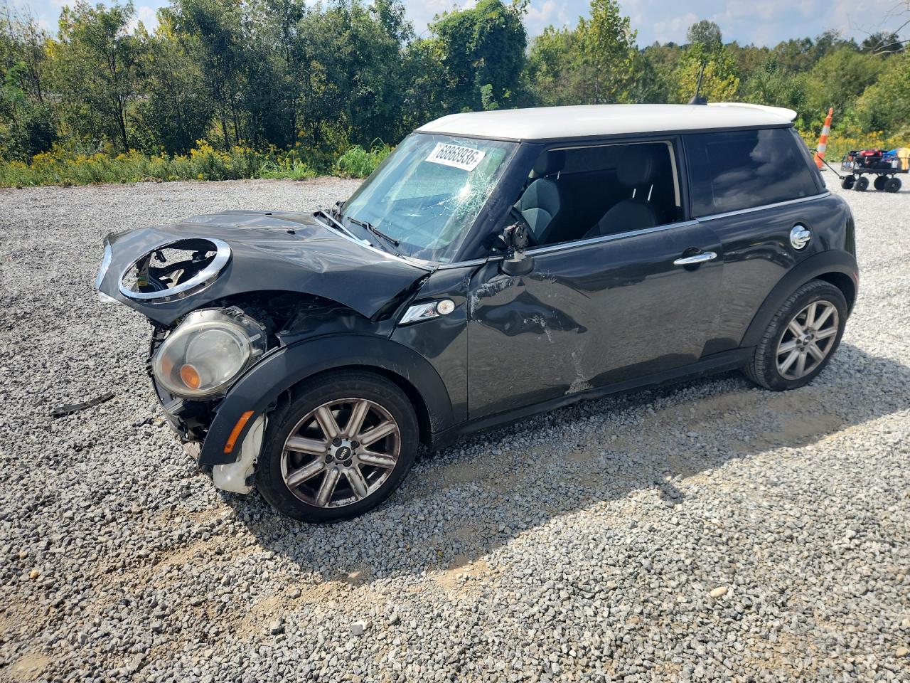 2011 MINI COOPER S | WMWSV3C56BTY10444 | UPCARS