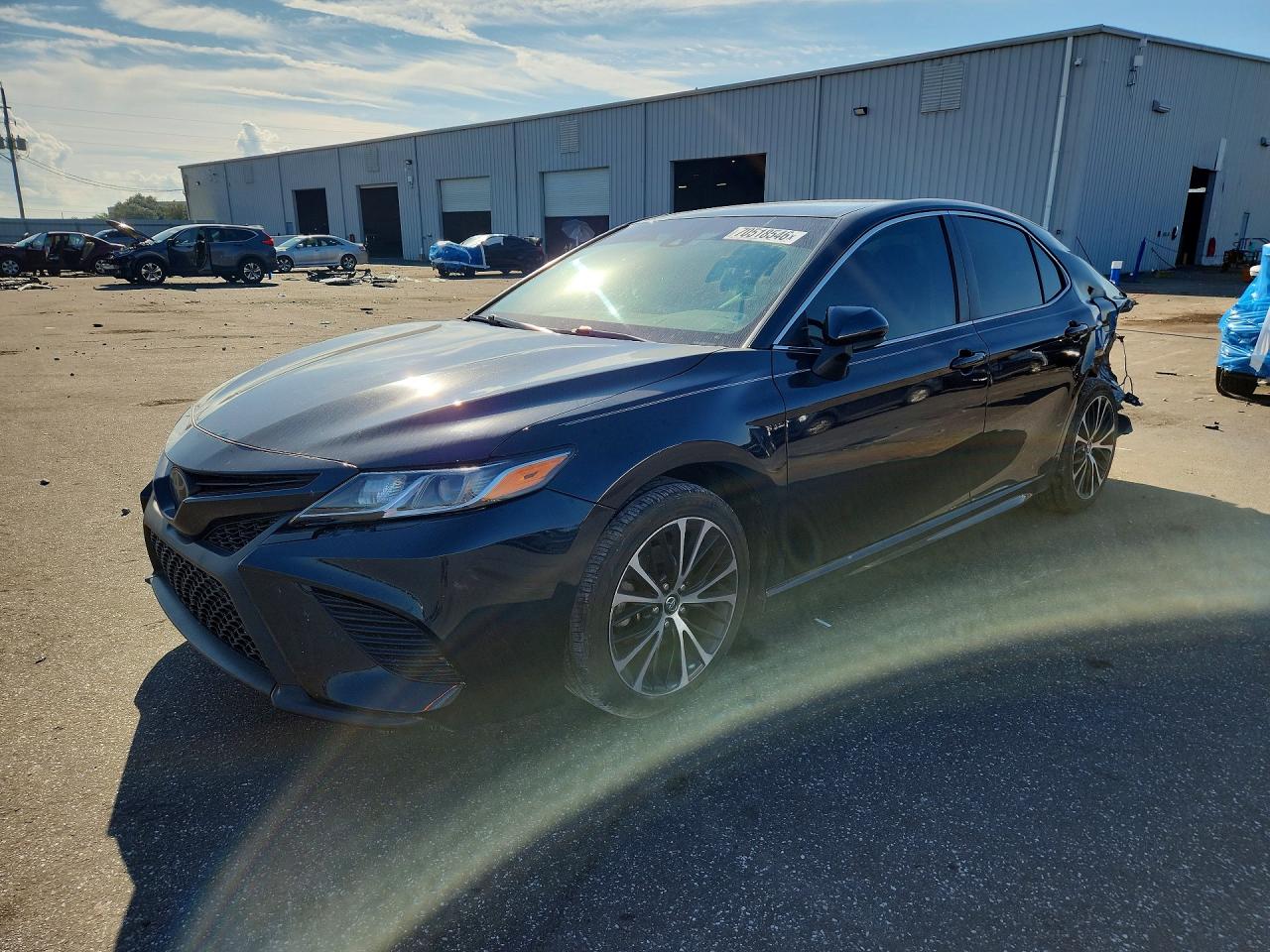 2018 TOYOTA CAMRY SE | 4T1B11HK3JU676837 | UPCARS