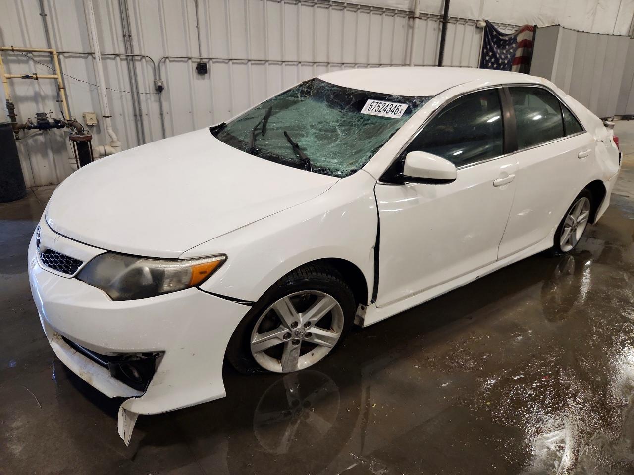 2014 TOYOTA CAMRY SE | 4T1BF1FK3EU417548 | UPCARS