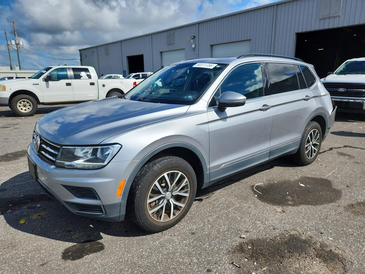 2020 VOLKSWAGEN TIGUAN SE | 3VV3B7AX2LM129453 | UPCARS