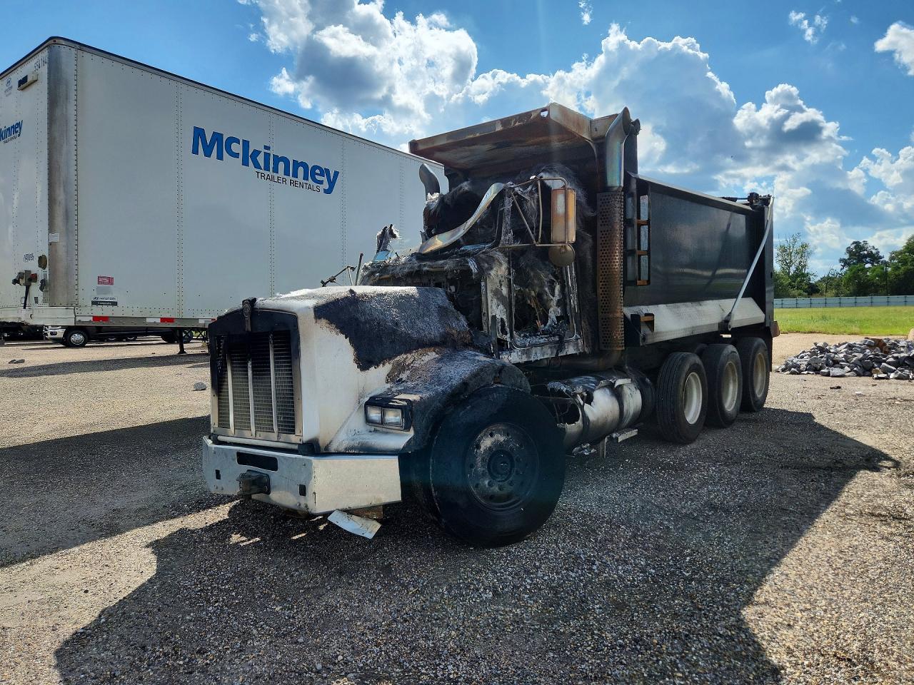 2020 KENWORTH ALL OTHER DUMP TRUCK | 3BKDL40X3LF424667 | UPCARS