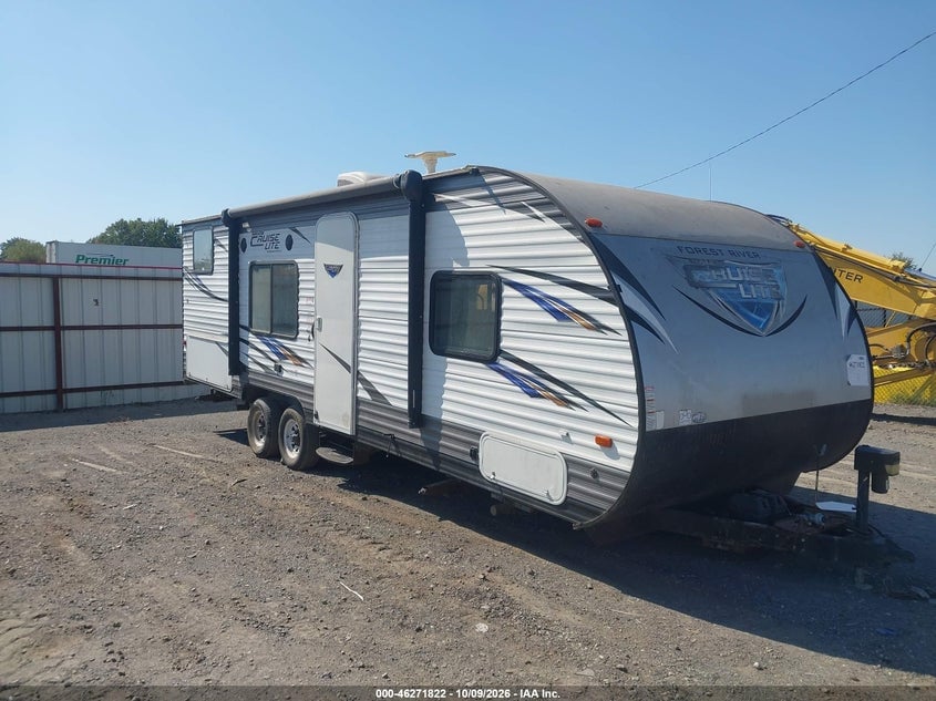 2018 SALEM BY FOREST RIVE CRUISE LITE SERIES M | 4X4TSMB27J7414117 | UPCARS