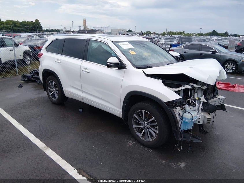 2018 TOYOTA HIGHLANDER XLE | 5TDJZRFH1JS875551 | UPCARS