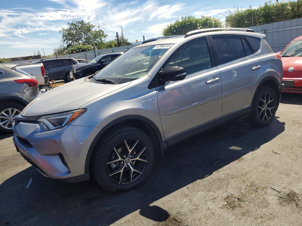 2018 TOYOTA RAV4 SE | JTMJJREV4JD176277 | UPCARS