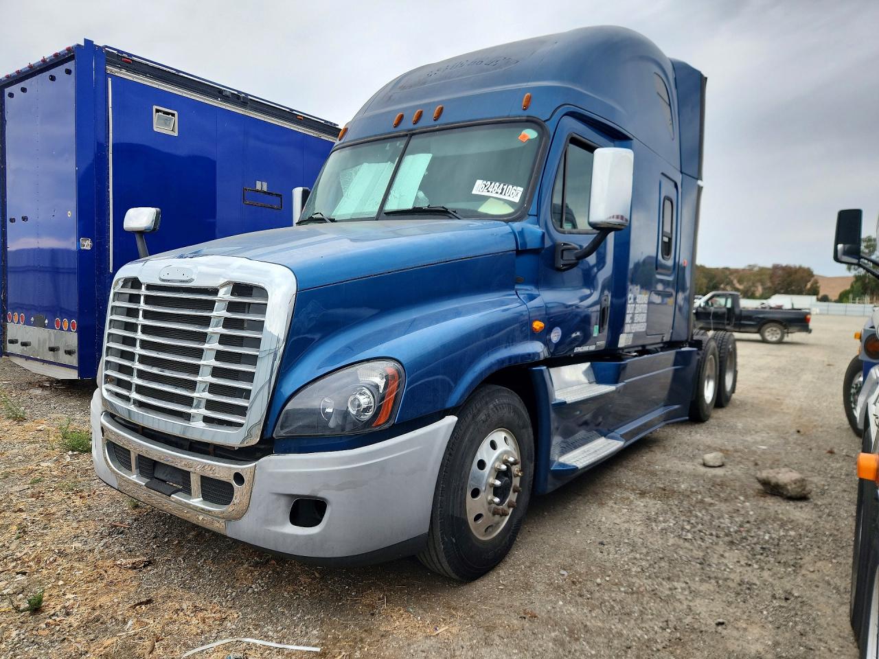 2017 FREIGHTLINER ALL OTHER SEMI TRUCK | 3AKJGLDR8HSHW5851 | UPCARS