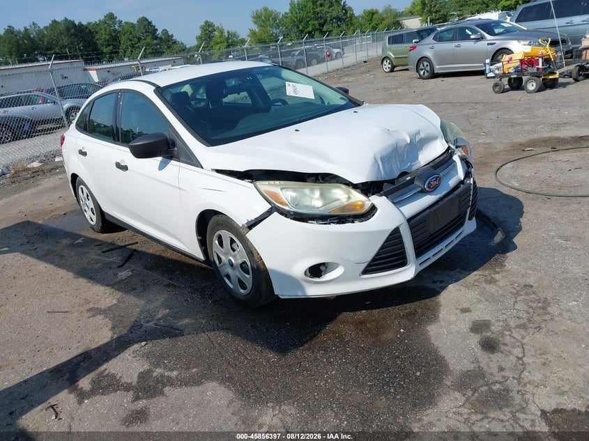 2014 FORD FOCU S | 1FADP3E26EL127615 | UPCARS