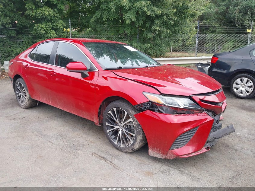 2019 TOYOTA CAMRY SE | 4T1B11HK5KU286341 | UPCARS