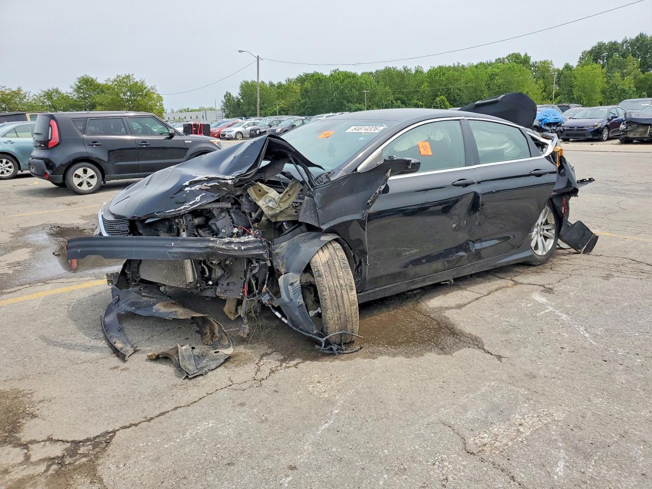 2015 CHRYSLER 200 LIMITED | 1C3CCCABXFN700131 | UPCARS