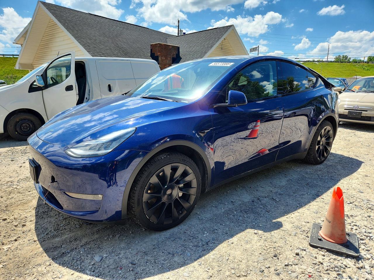 2022 TESLA MODEL Y | 7SAYGDEE8NF480245 | UPCARS