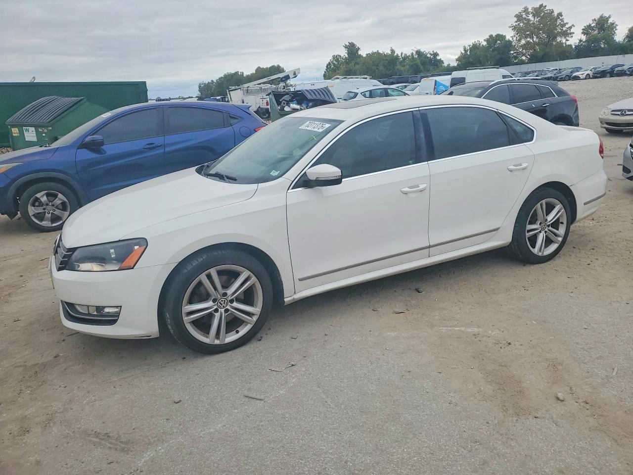 2013 VOLKSWAGEN PASSAT SEL | 1VWCN7A30DC128109 | UPCARS