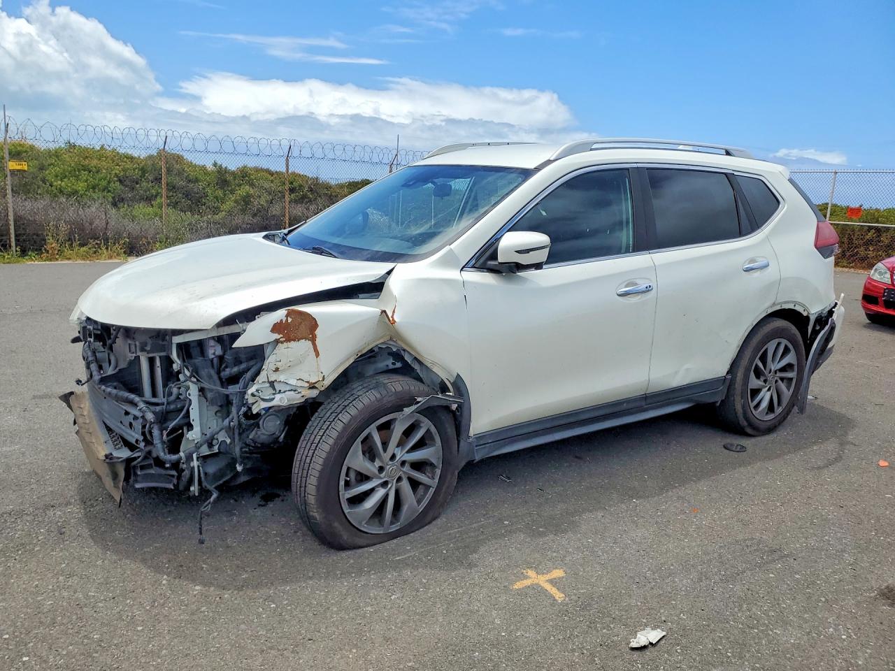 2020 NISSAN ROGUE | 5N1AT2MT0LC798106 | UPCARS