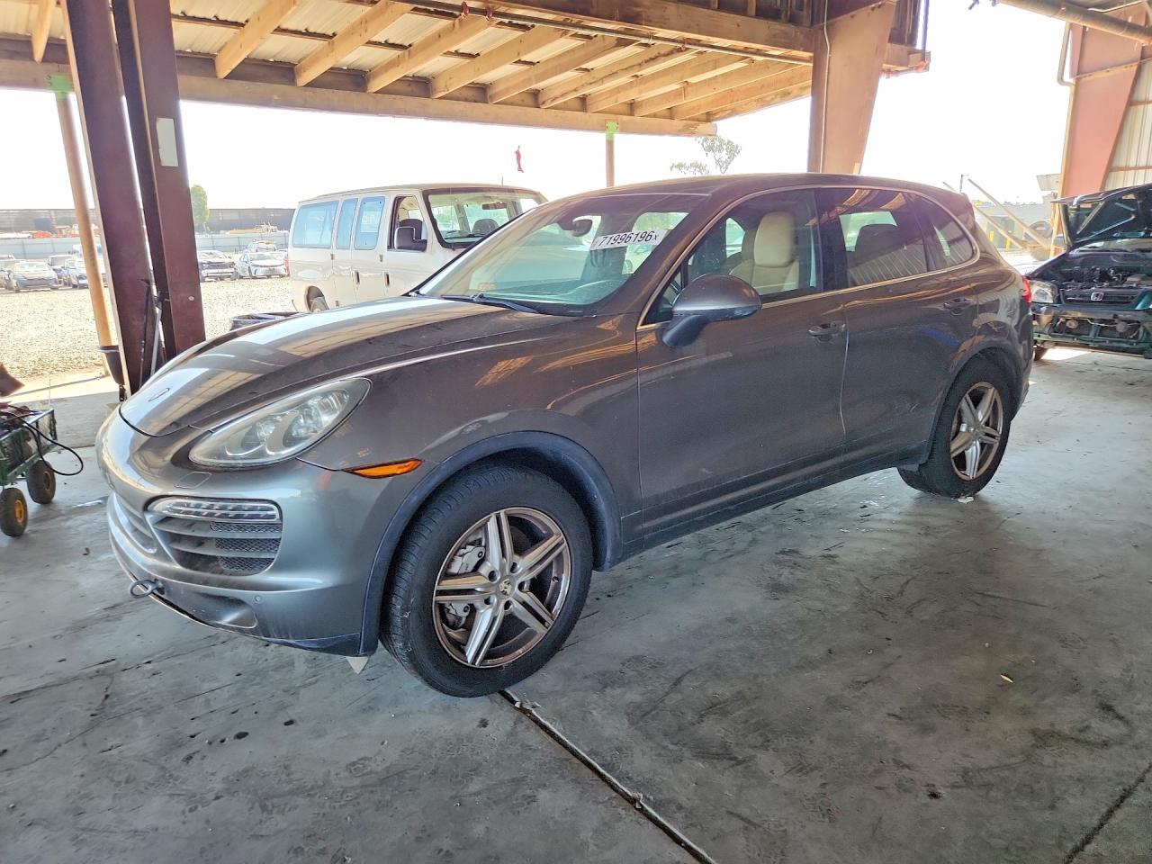 2012 PORSCHE CAYENNE S | WP1AB2A2XCLA40193 | UPCARS