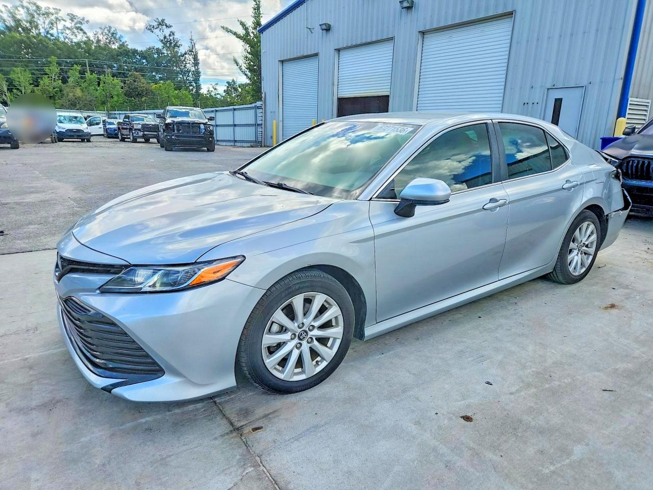 2018 TOYOTA CAMRY LE | 4T1B11HK9JU140653 | UPCARS