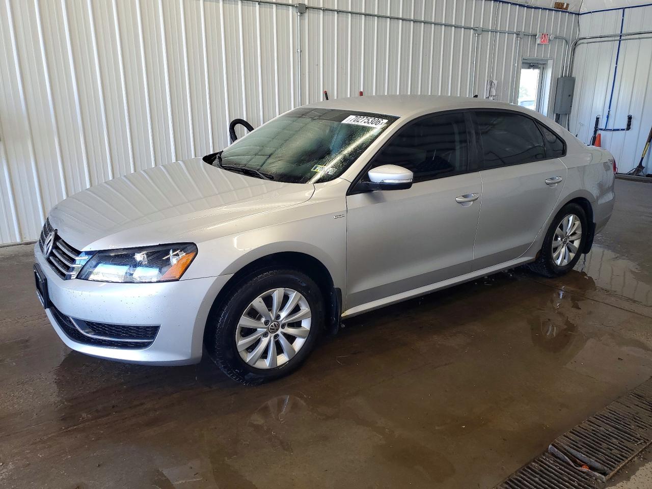 2014 VOLKSWAGEN PASSAT S | 1VWAT7A37EC111189 | UPCARS
