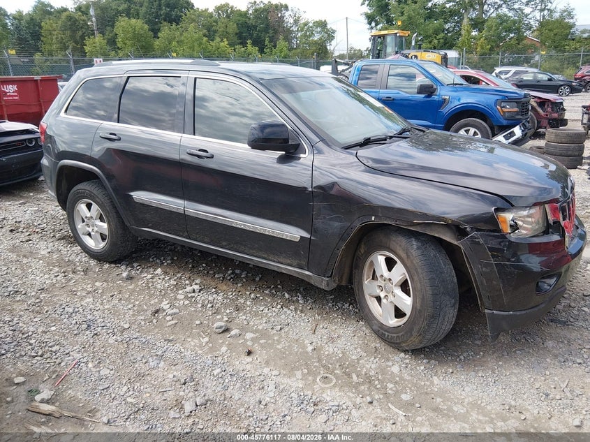 2011 JEEP GRAND CHEROKEE LAREDO | 1J4RR4GG3BC520261 | UPCARS