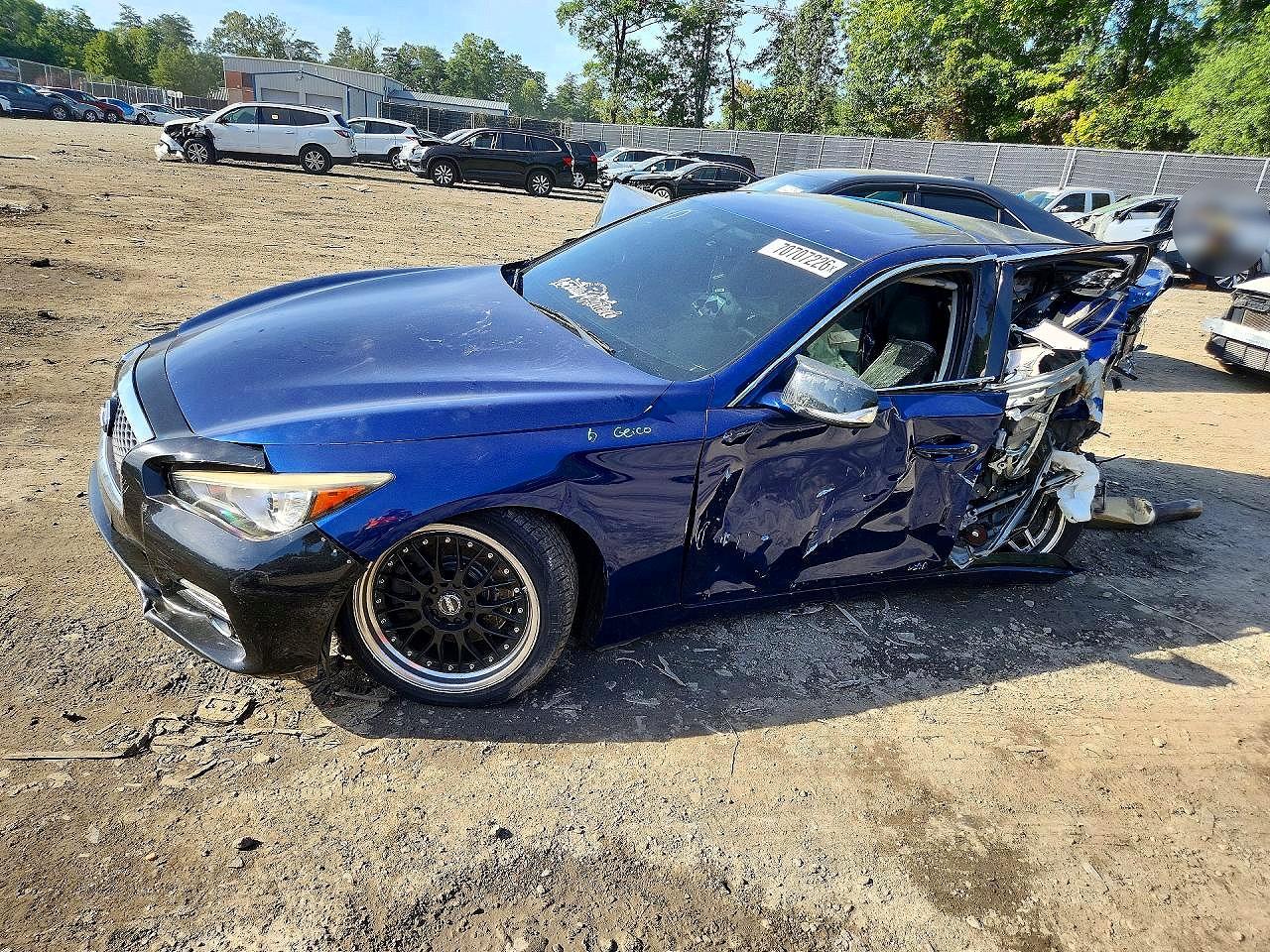 2015 INFINITI Q50 PREMIUM | JN1BV7AP2FM357781 | UPCARS