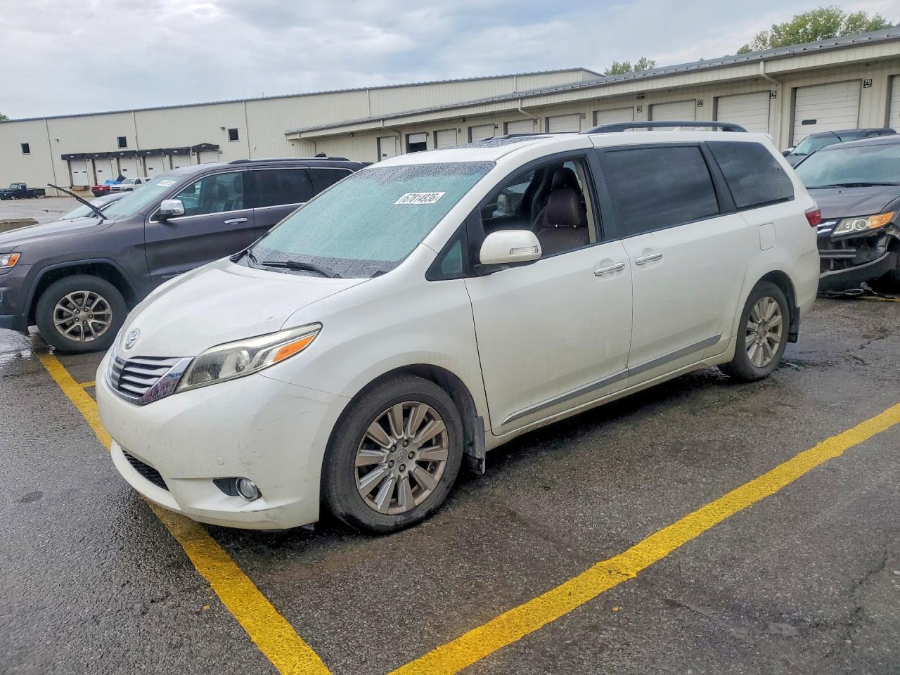 2017 TOYOTA SIENNA LIMITED PREMIUM 7-PASSENGER | 5TDYZ3DC8HS798934 | UPCARS