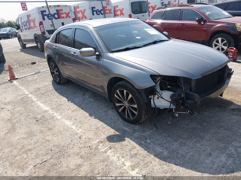 2012 CHRYSLER 200 S | 1C3CCBHG4CN162372 | UPCARS
