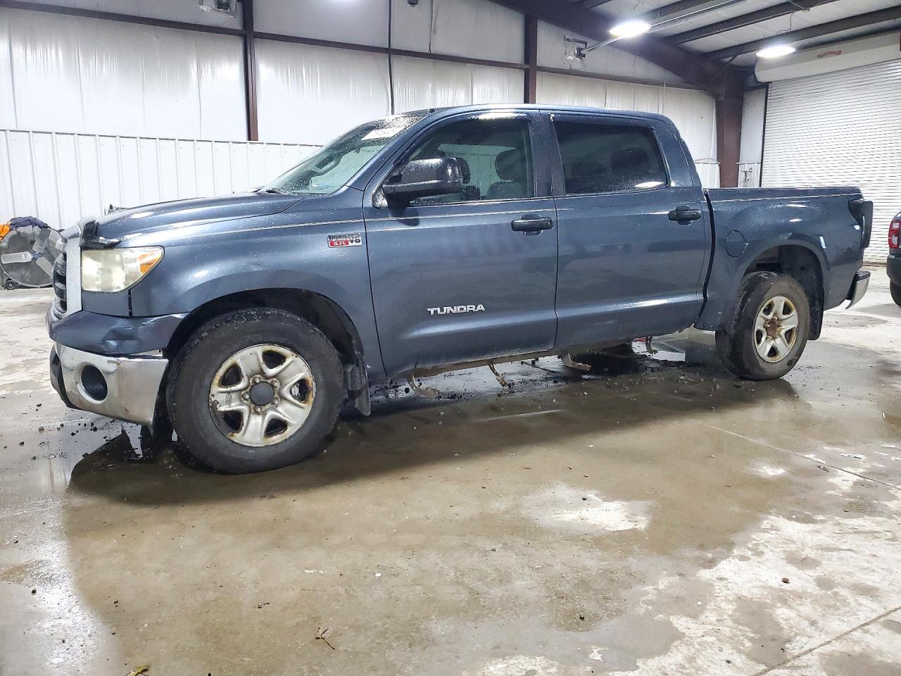2010 TOYOTA TUNDRA CREWMAX SR5 | 5TFDY5F1XAX133140 | UPCARS
