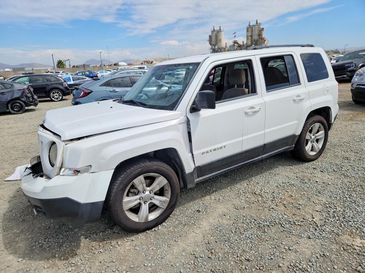 2013 JEEP PATRIOT LATITUDE | 1C4NJPFB0DD194242 | UPCARS