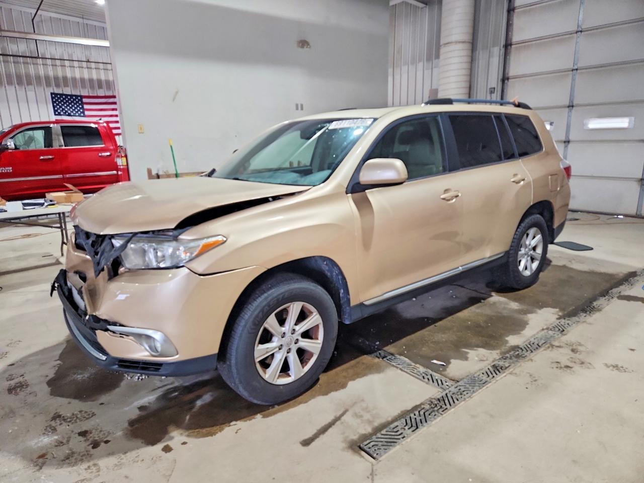 2013 TOYOTA HIGHLANDER SE | 5TDBK3EH9DS212904 | UPCARS
