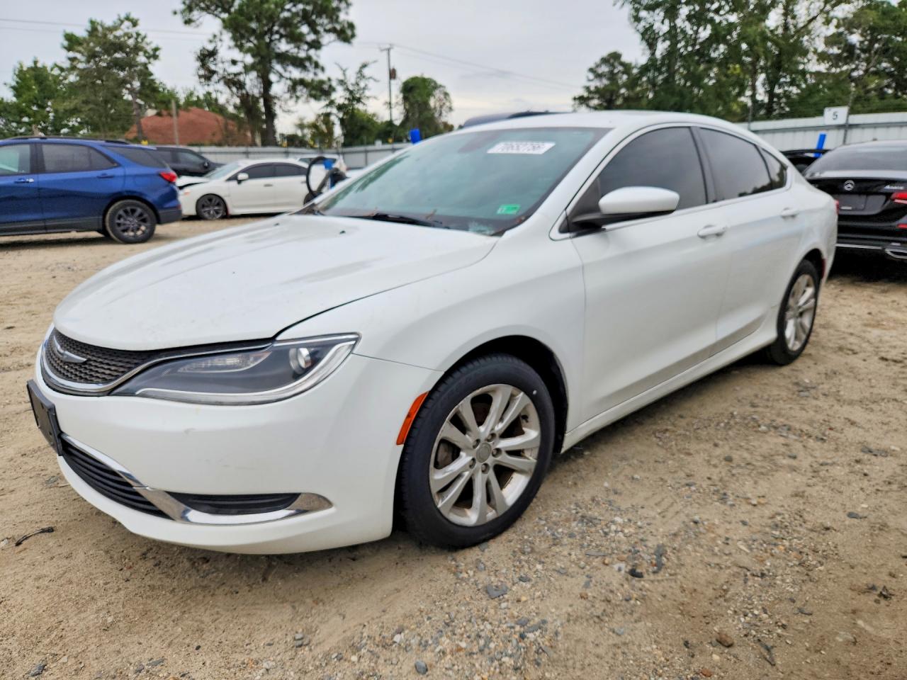 2015 CHRYSLER 200 LIMITED | 1C3CCCAB6FN691461 | UPCARS