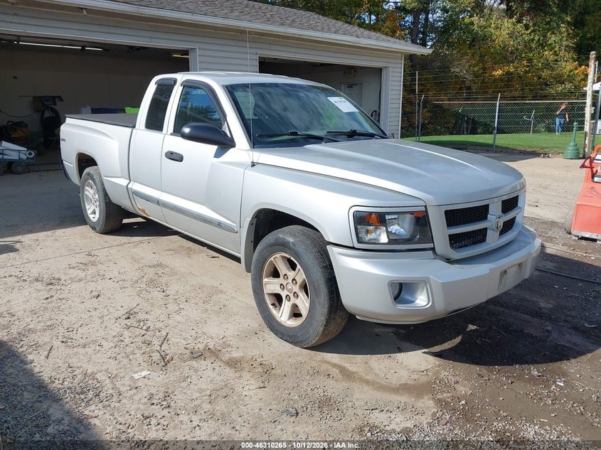 2011 RAM DAKOTA BIGHORN/LONESTAR | 1D7RW3BK2BS575154 | UPCARS