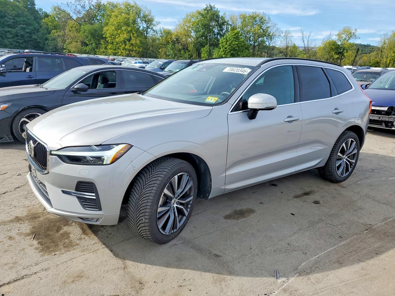 2022 VOLVO XC60 B5 MOMENTUM | YV4L12RK6N1915685 | UPCARS