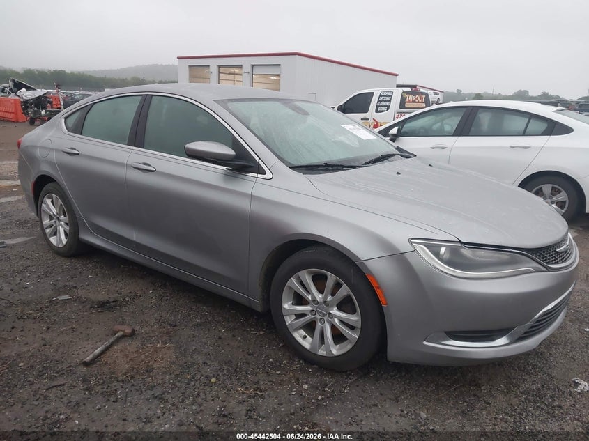 2015 CHRYSLER 200 LIMITED | 1C3CCCAB9FN613157 | UPCARS
