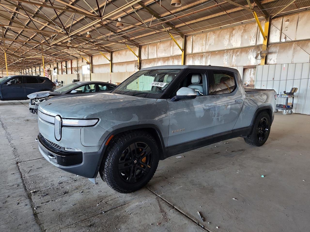 2024 RIVIAN RIT ADVENTURE | 7FCTGAAA6RN032337 | UPCARS