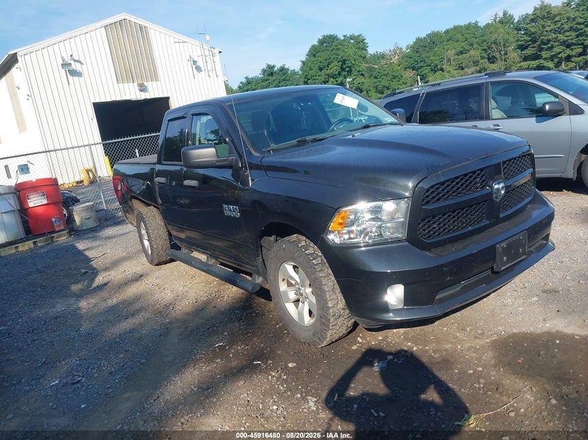 2018 RAM 1500 EXPRESS  4X4 6'4 BOX | 1C6RR7FG4JS205246 | UPCARS
