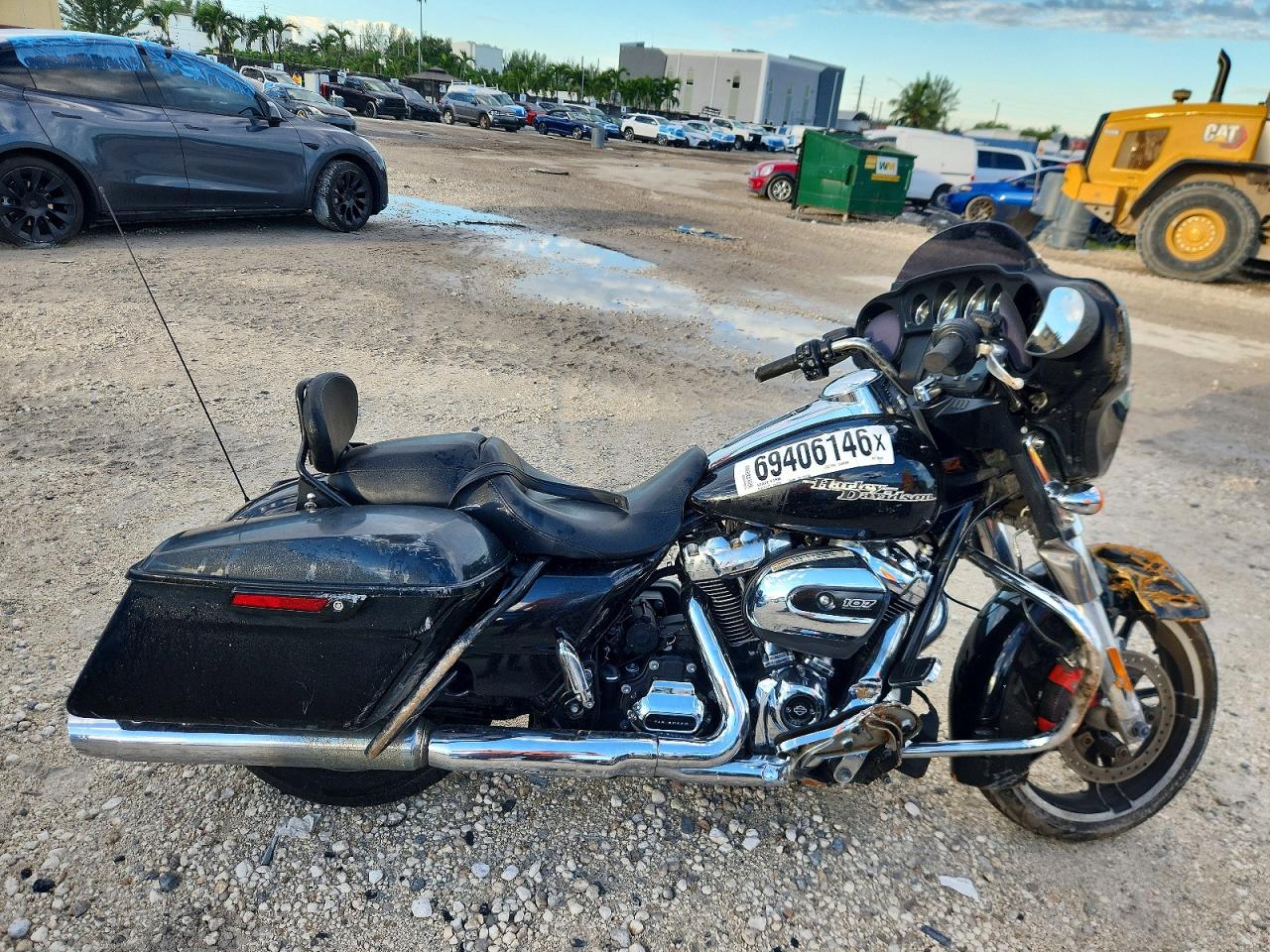 2017 HARLEY-DAVIDSON FL STREET GLIDE | 1HD1KBC17HB623662 | UPCARS