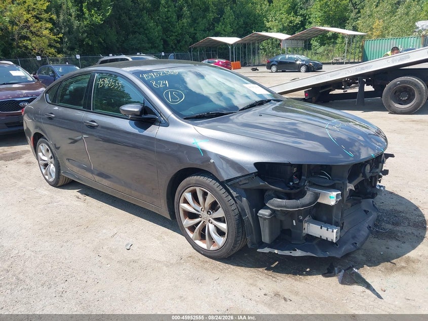 2015 CHRYSLER 200 S | 1C3CCCBB9FN656069 | UPCARS