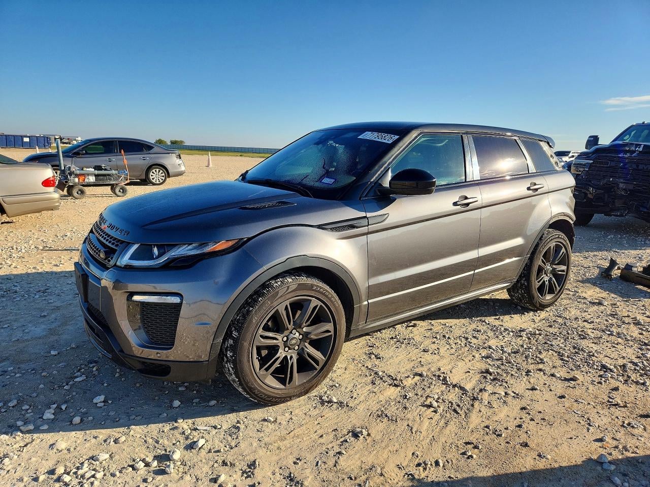2018 LAND ROVER RANGEROVER LANDMARK EDITION | SALVC2RX8JH274776 | UPCARS