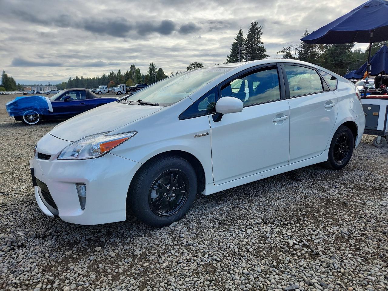 2015 TOYOTA PRIUS TWO | JTDKN3DU2F1884048 | UPCARS