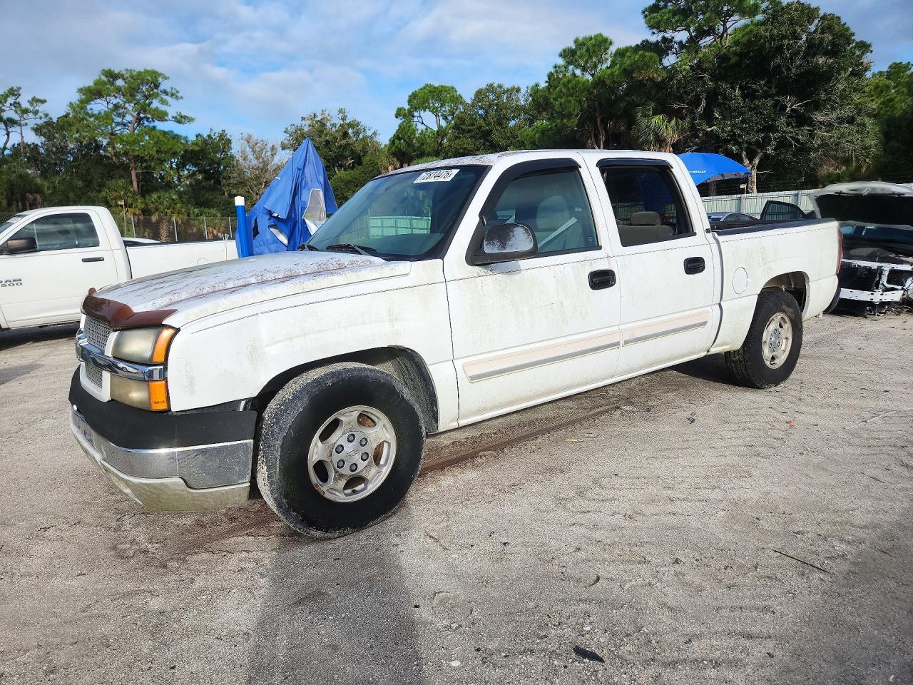 2004 CHEVROLET SILVERADO C1500 | 2GCEC13T141335139 | UPCARS