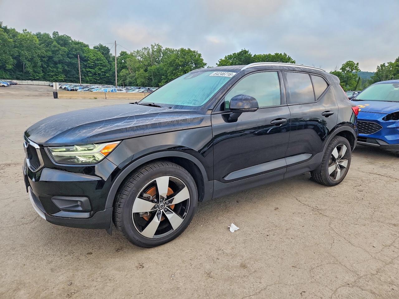 2021 VOLVO XC40 T5 MOMENTUM | YV4162UK7M2409002 | UPCARS
