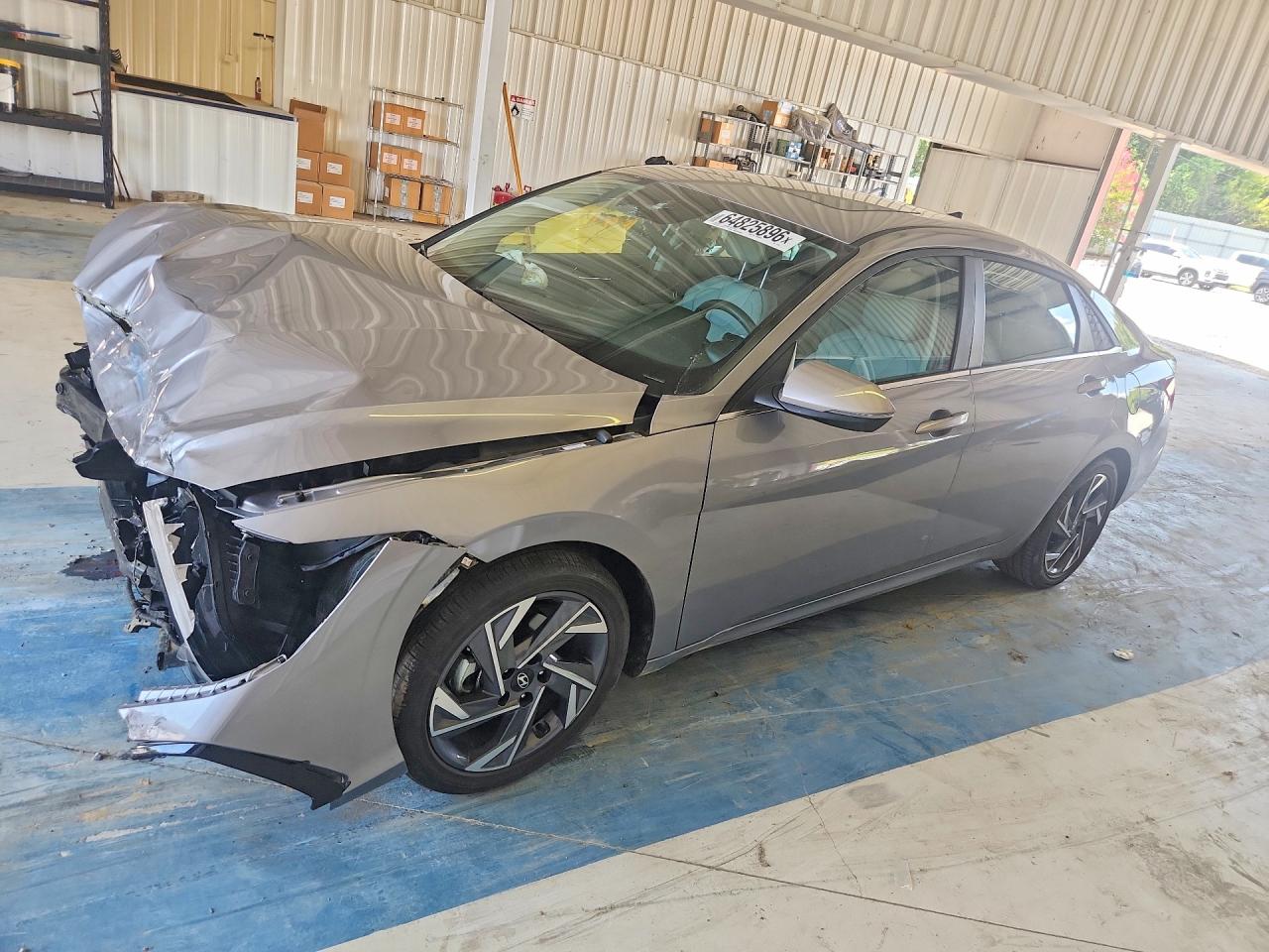 2025 HYUNDAI ELANTRA LIMITED | KMHLN4DJ2SU174457 | UPCARS