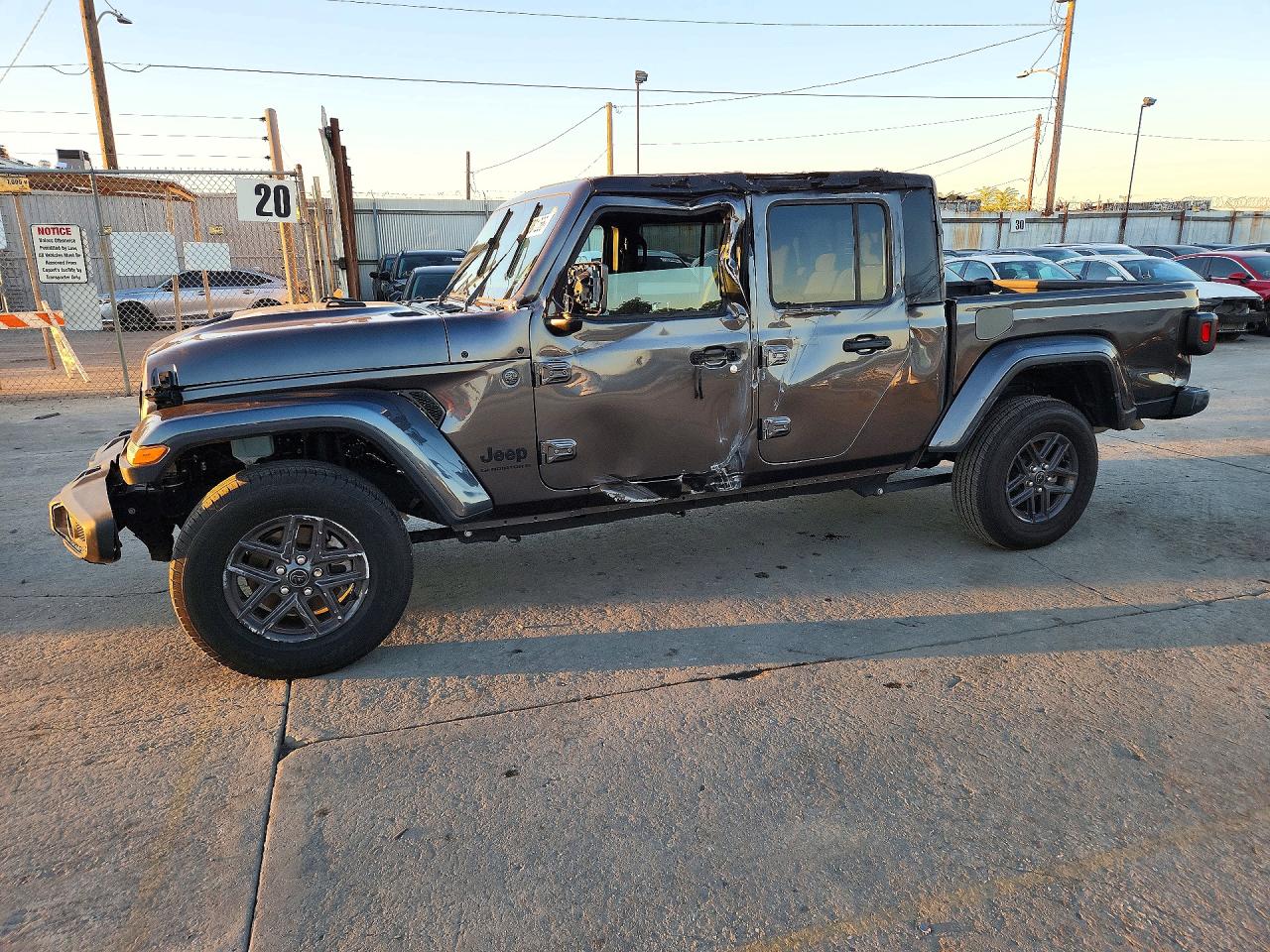 2025 JEEP GLADIATOR SPORT | 1C6PJTAG8SL543212 | UPCARS