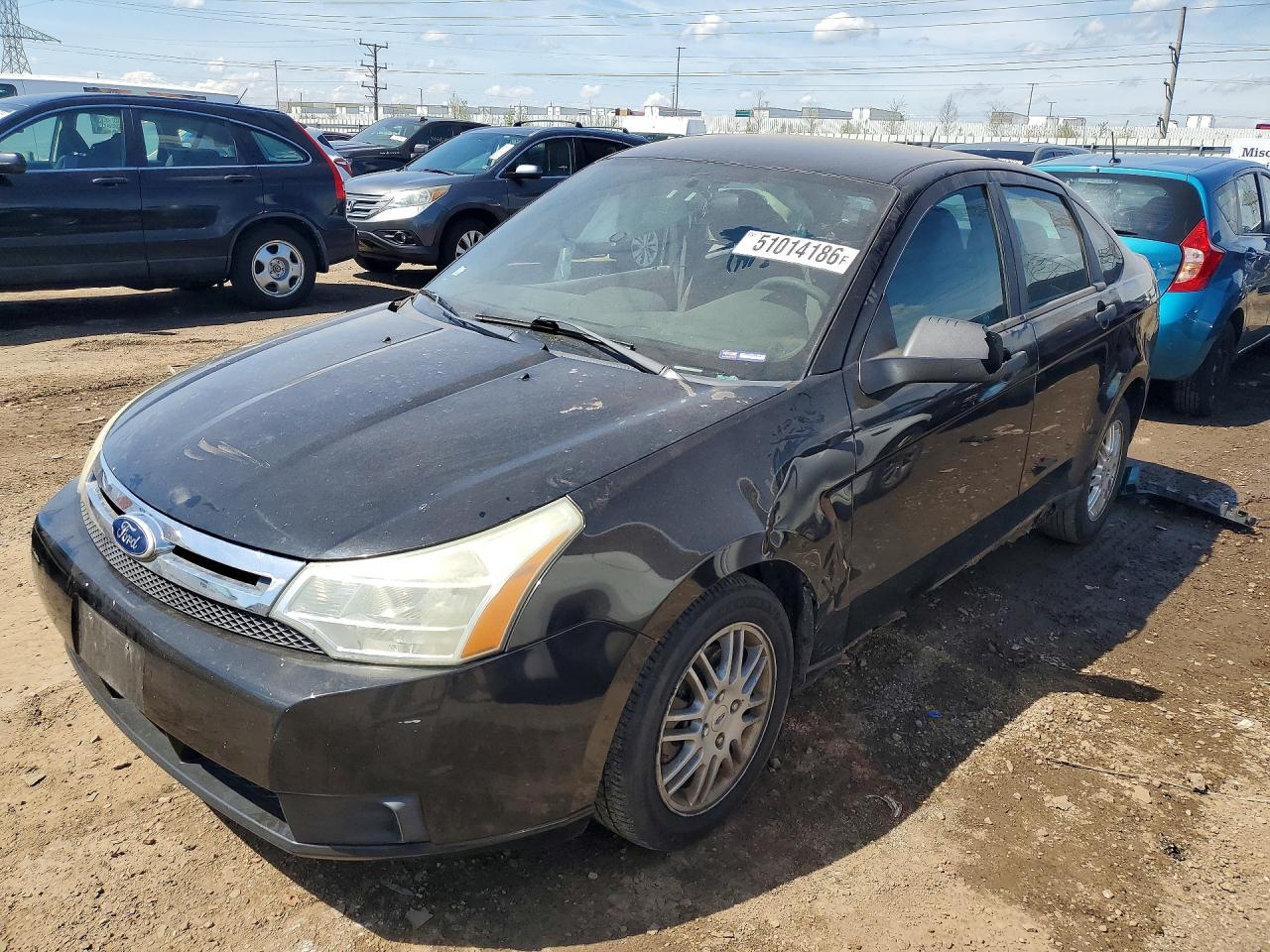 2011 FORD FOCU SE | 1FAHP3FN7BW119303 | UPCARS