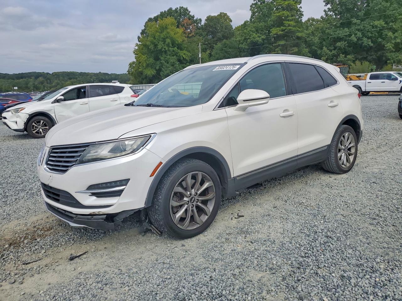 2017 LINCOLN MKC SELECT | 5LMCJ2D94HUL15413 | UPCARS