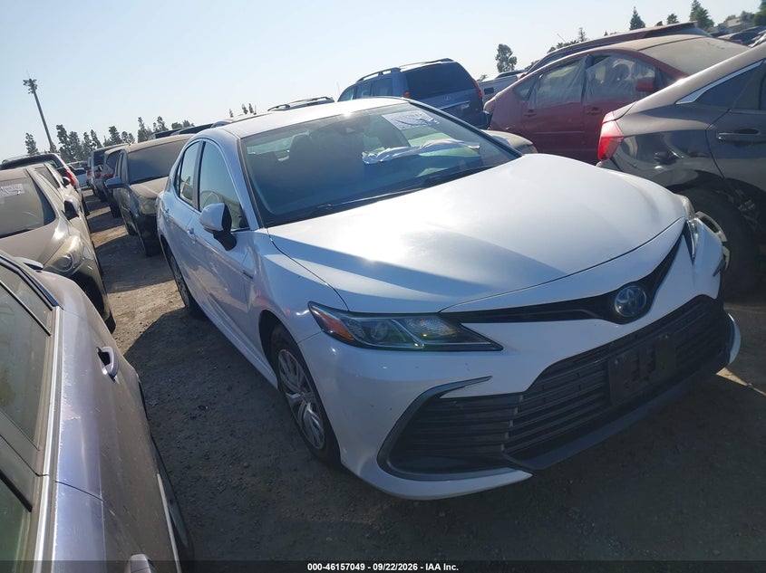2021 TOYOTA CAMRY HYBRID LE | 4T1C31AK0MU567071 | UPCARS