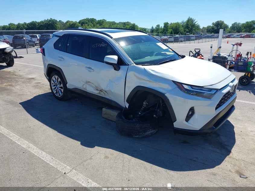 2024 TOYOTA RAV4 XLE PREMIUM | 2T3A1RFVXRW414792 | UPCARS