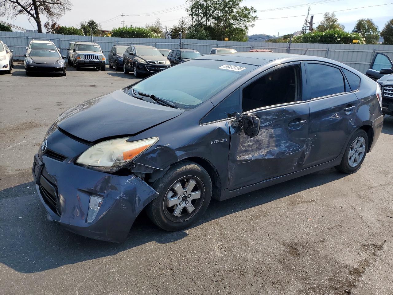 2013 TOYOTA PRIUS THREE | JTDKN3DU6D1623776 | UPCARS