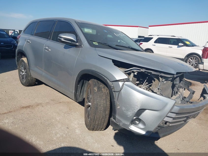 2017 TOYOTA HIGHLANDER LE | 5TDZARFH8HS030264 | UPCARS