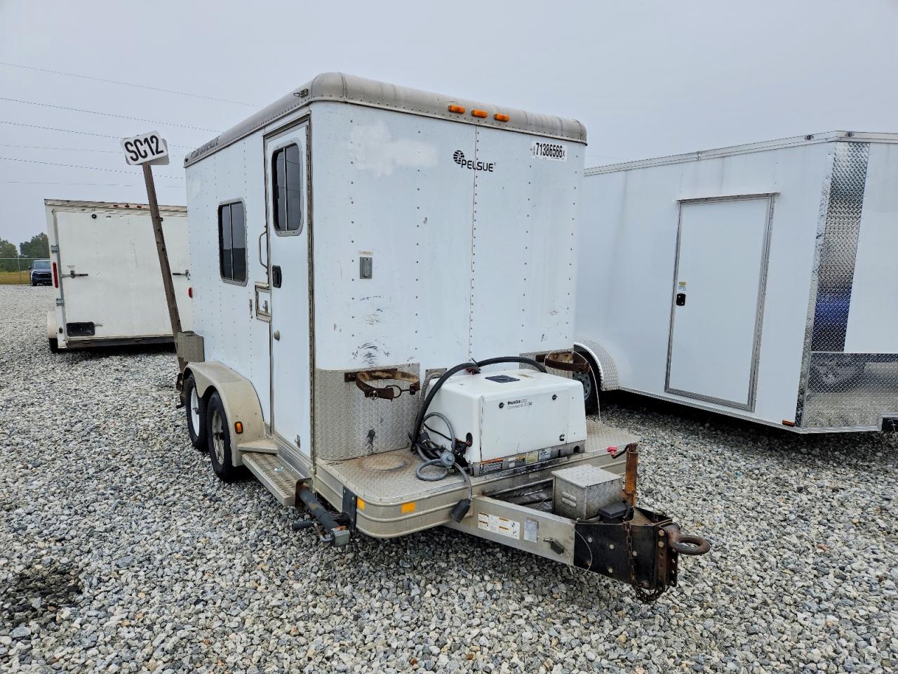 2004 UNKN UTILITY TR | 4FGL011204C067165 | UPCARS