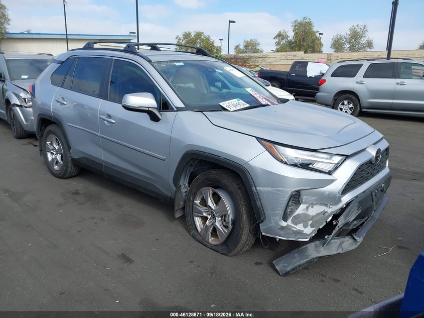 2025 TOYOTA RAV4 XLE | 2T3W1RFV5SW405056 | UPCARS